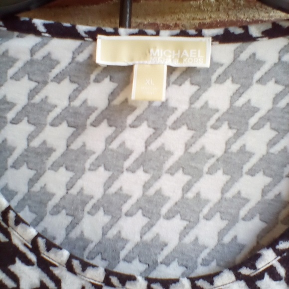 Michael Kors Top - Picture 2 of 4